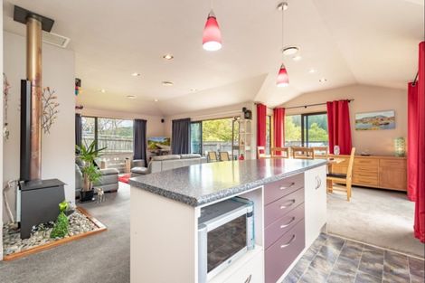 Photo of property in 186 Plateau Road, Te Marua, Upper Hutt, 5018