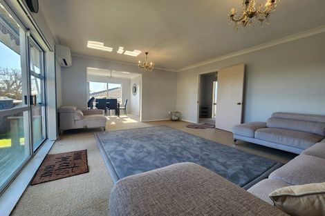 Photo of property in 2/8 Mangarata Avenue, Papatoetoe, Auckland, 2025