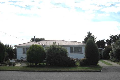 Photo of property in 16 High Street, Waimate, 7924