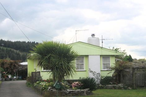 Photo of property in 37 Old Quarry Road, Selwyn Heights, Rotorua, 3015