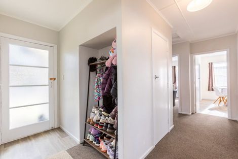 Photo of property in 34 James Street, Dannevirke, 4930