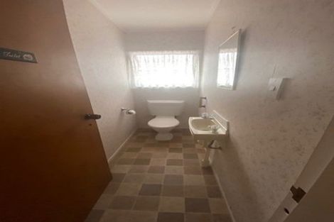 Photo of property in 30 Oxford Street, Tawa, Wellington, 5028