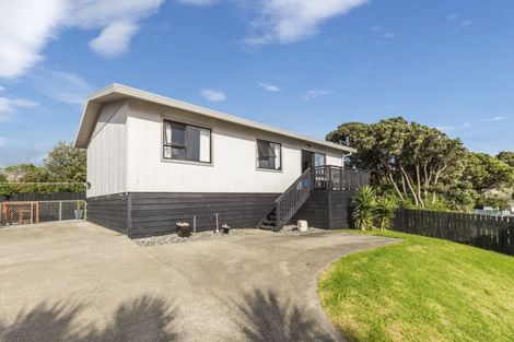 Photo of property in 103a Matatiro Street, Titahi Bay, Porirua, 5022