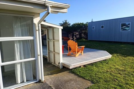 Photo of property in 57 Park Avenue, Waitarere Beach, Levin, 5510