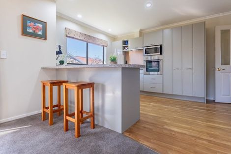 Photo of property in 80 Guildford Drive, Paraparaumu, 5032