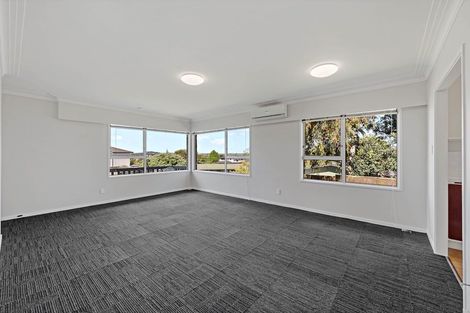 Photo of property in 37 Kirby Street, Glendene, Auckland, 0602
