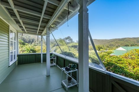 Photo of property in 43 Moores Valley Road, Wainuiomata, Lower Hutt, 5014