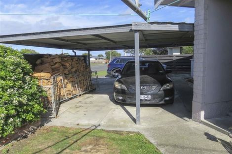 Photo of property in 44 Douglas Street, Grasmere, Invercargill, 9810
