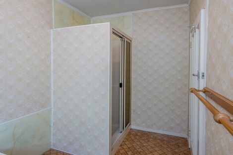 Photo of property in 36 Rangihiroa Street, Waikanae Beach, Waikanae, 5036