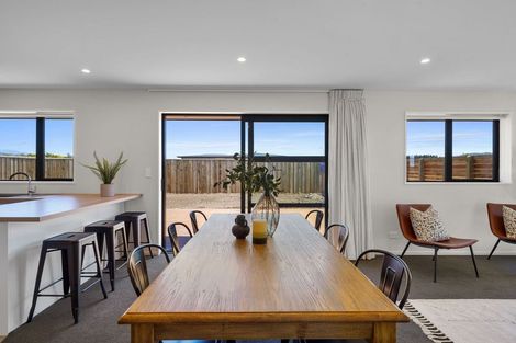 Photo of property in 16 Greig Crescent, Amberley, 7481