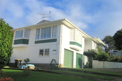 Photo of property in 15 Turriff Crescent, Tawa, Wellington, 5028