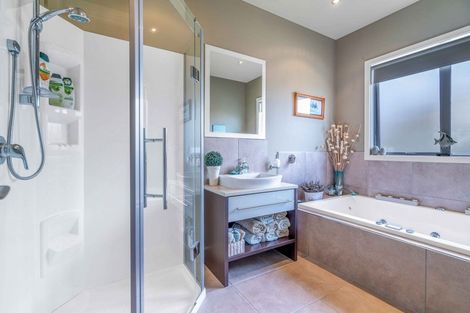 Photo of property in 40 Breaksea Street, Te Anau, 9600