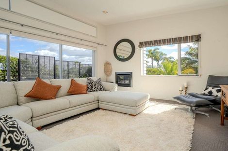 Photo of property in 10 Access Heights, Kerikeri, 0230