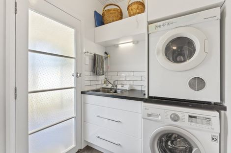 Photo of property in 244 Cornfoot Street, Castlecliff, Whanganui, 4501