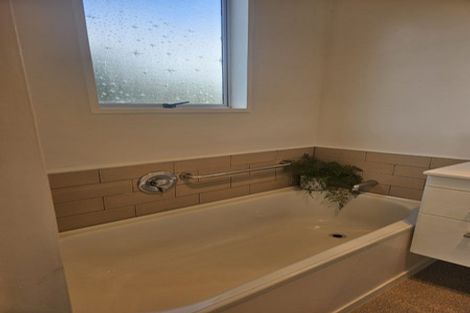 Photo of property in 42 Helvellyn Street, Woodside, Outram, 9073