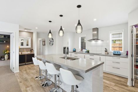 Photo of property in 37 Pharazyn Street, Feilding, 4702