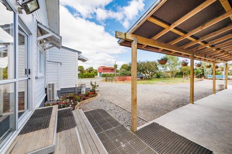 Photo of property in 21 Aru Street, Tangimoana, 4822