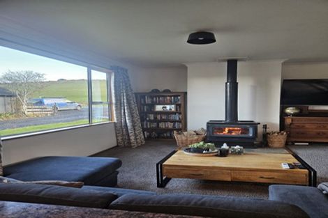 Photo of property in 42 Helvellyn Street, Woodside, Outram, 9073