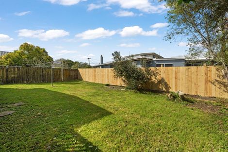 Photo of property in 1/49 Larnoch Road, Henderson, Auckland, 0610