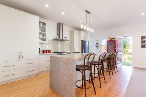 Photo of property in 66 The Drive, Paraparaumu Beach, Paraparaumu, 5032