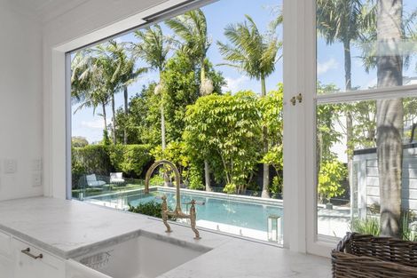 Photo of property in 73 St Stephens Avenue, Parnell, Auckland, 1052