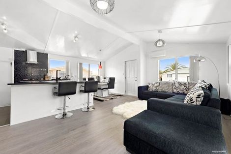 Photo of property in 22 Clover Drive, Henderson, Auckland, 0610