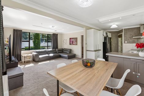 Photo of property in 17 Colquhoun Street, Glenross, Dunedin, 9011