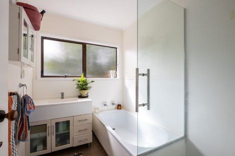 Photo of property in 17 Kipling Drive, Whalers Gate, New Plymouth, 4310