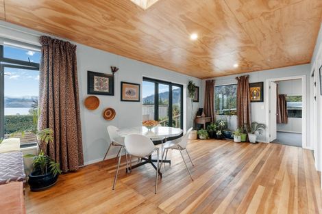 Photo of property in 12 Denniston Road, John Creek, Wanaka, 9382