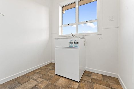 Photo of property in 70 Wellington Street, Pukekohe, 2120