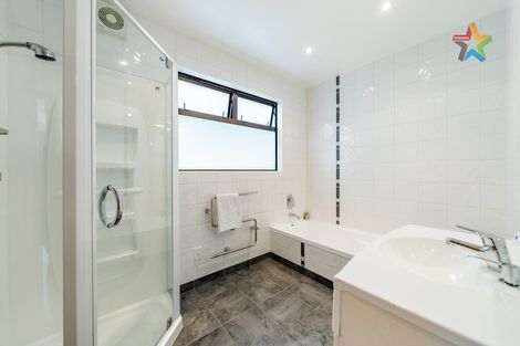 Photo of property in 57 Pokohiwi Road, Normandale, Lower Hutt, 5010