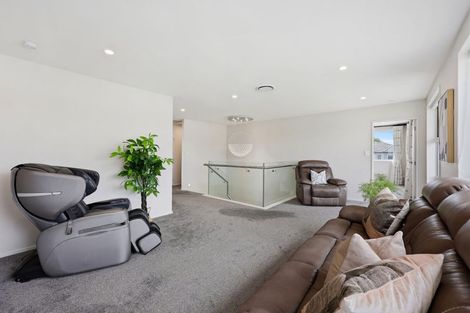 Photo of property in 19 Horsefields Drive, Flat Bush, Auckland, 2019