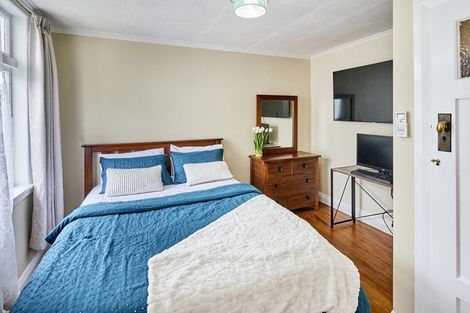 Photo of property in 19 Norton Park Avenue, Fairfield, Lower Hutt, 5011