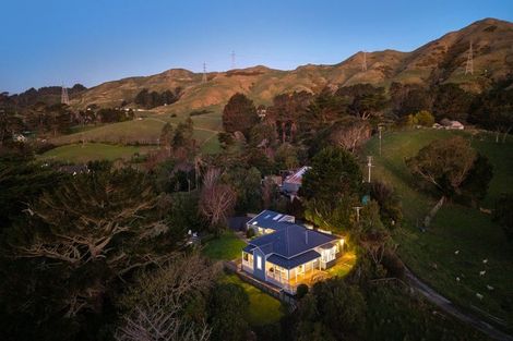 Photo of property in 389 Ohariu Valley Road, Ohariu, Wellington, 6037