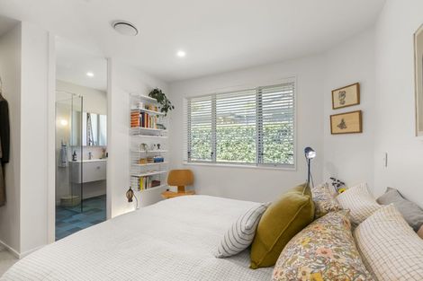 Photo of property in 1/9 Alma Road, Milford, Auckland, 0620