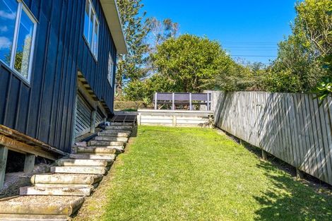 Photo of property in 23 Ocean Road, Surfdale, Waiheke Island, 1081