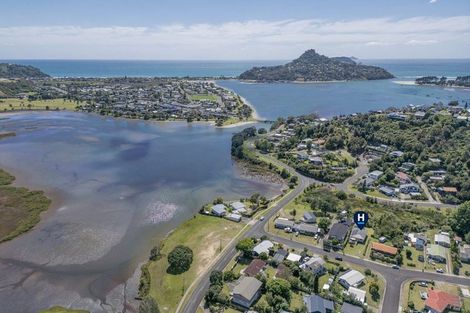 Photo of property in 8 Diamond Drive, Tairua, 3508
