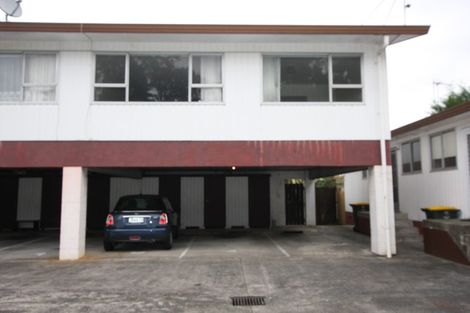 Photo of property in 6/27 Pakuranga Road, Pakuranga, Auckland, 2010