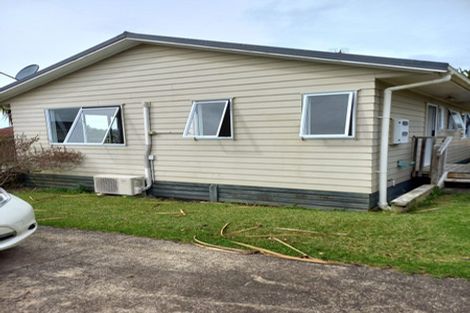 Photo of property in 47 Fairclough Road, Beach Haven, Auckland, 0626