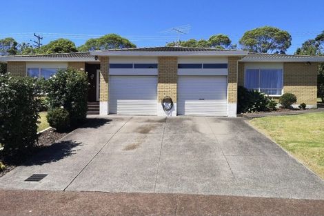 Photo of property in 12 Carl Place, Unsworth Heights, Auckland, 0632