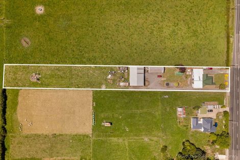 Photo of property in 86 Victoria Street, Kaponga, Hawera, 4679