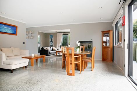 Photo of property in 19 Aldon Lane, The Gardens, Auckland, 2105