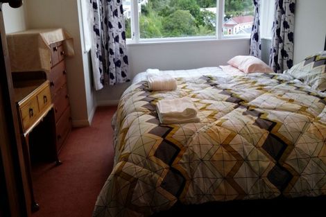 Photo of property in 75 Todman Street, Brooklyn, Wellington, 6021