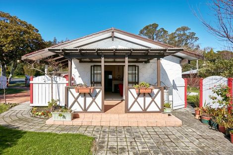 Photo of property in 2 Heatherlea Street, Outer Kaiti, Gisborne, 4010