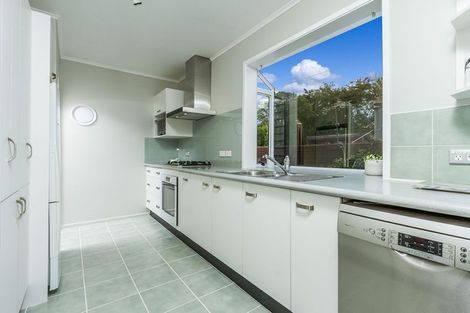 Photo of property in 215 Manuka Road, Bayview, Auckland, 0629
