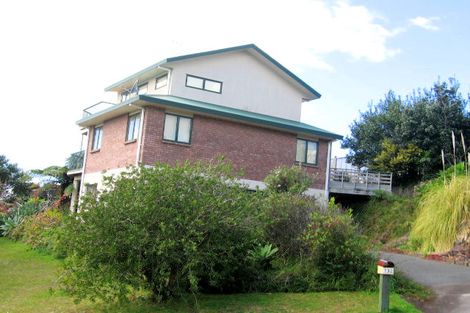 Photo of property in 132 Tirohanga Drive, Whangamata, 3620