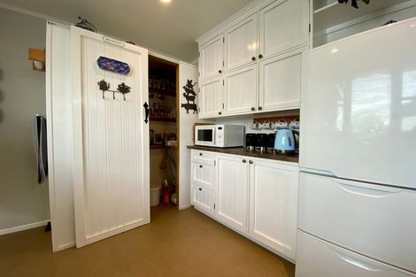 Photo of property in 1020 Tremaine Avenue, Roslyn, Palmerston North, 4414