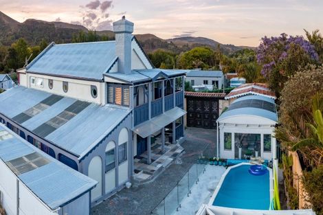 Photo of property in 37 Gillies Crescent, Waimarama, Havelock North, 4294