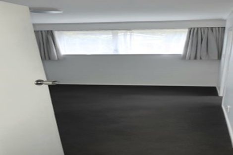 Photo of property in 105 Derwent Street, Island Bay, Wellington, 6023