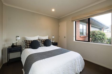 Photo of property in 33a Lismore Street, Strandon, New Plymouth, 4312